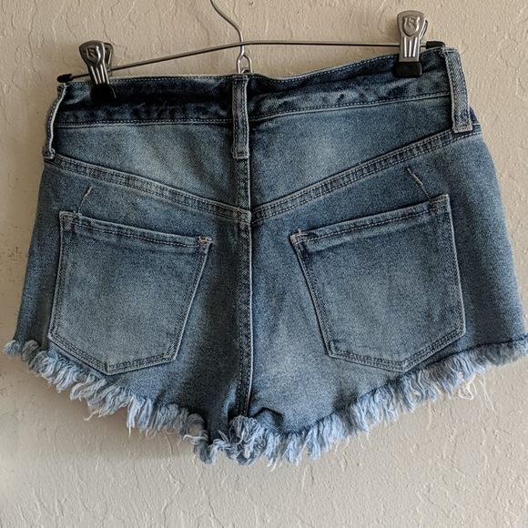 Mission shorts - Picture 2 of 3